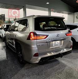 Lexus LX